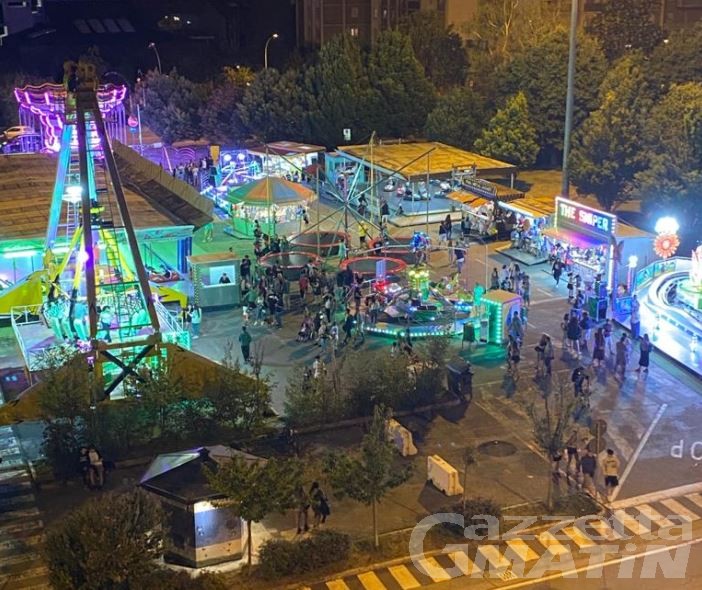 Aosta, al LUNA PARK il divertimento è in sicurezza e fino al 16 agosto Aosta, al LUNA PARK il divertimento è in sicurezza e fino al 16 agosto
