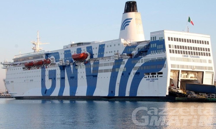 Migranti: c’è un medico valdostano sulla nave della quarantena in Sicilia Migranti: c’è un medico valdostano sulla nave della quarantena in Sicilia