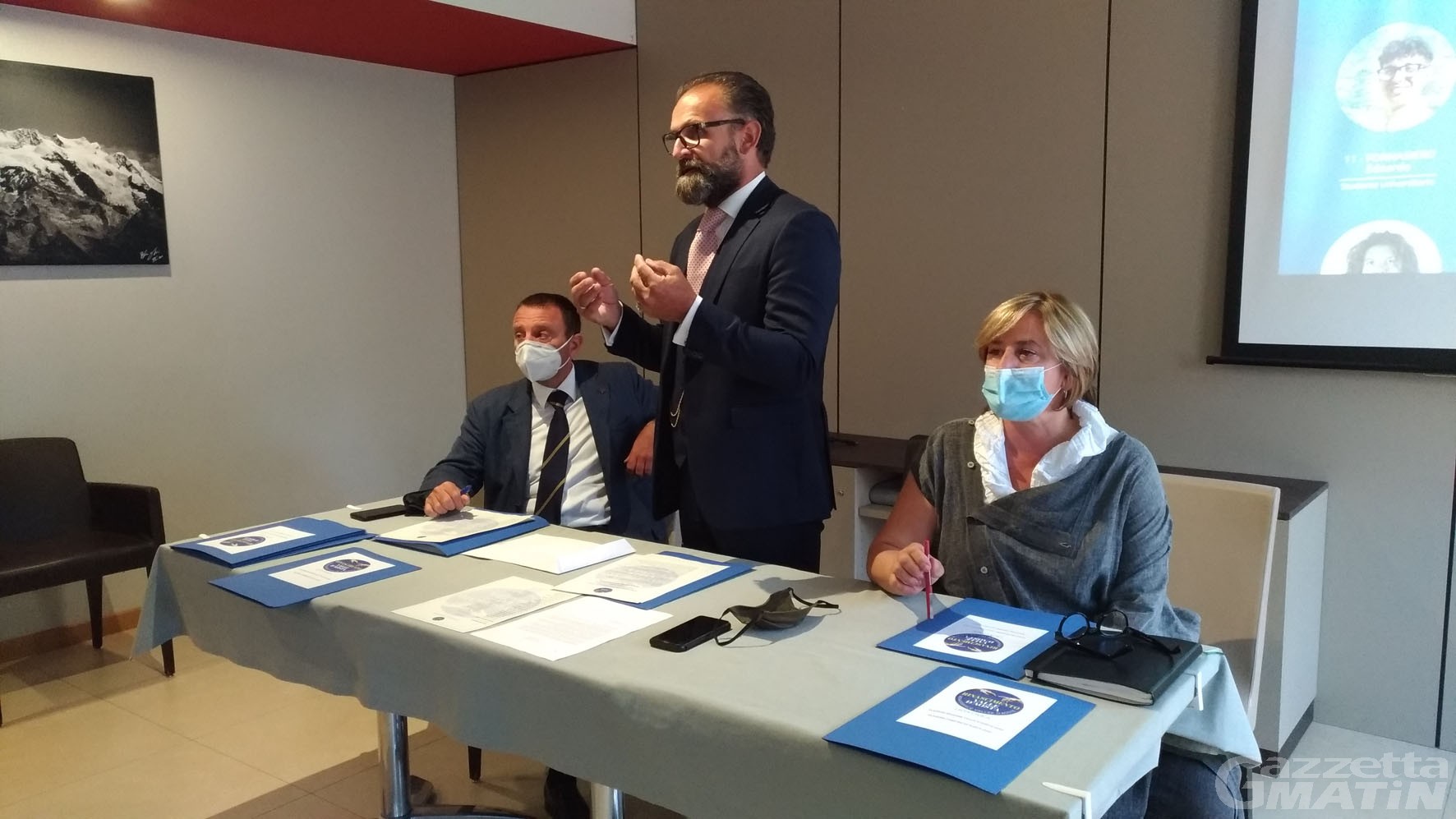 Rinascimento Valle d’Aosta, Girardini: «Nelle nostre liste nessun dinosauro della politica» Rinascimento Valle d’Aosta, Girardini: «Nelle nostre liste nessun dinosauro della politica»