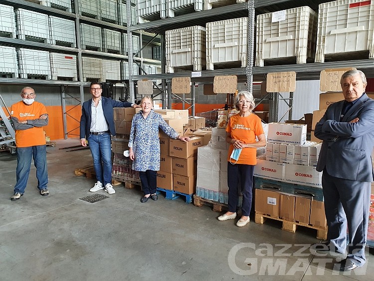 Banco alimentare: Confindustria dona otto bancali di prodotti Banco alimentare: Confindustria dona otto bancali di prodotti