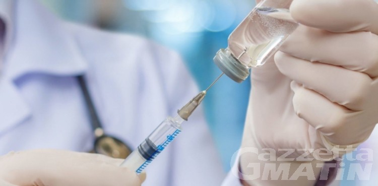 Furbetti del vaccino: l’azienda Usl dispone verifiche incrociate Furbetti del vaccino: l’azienda Usl dispone verifiche incrociate