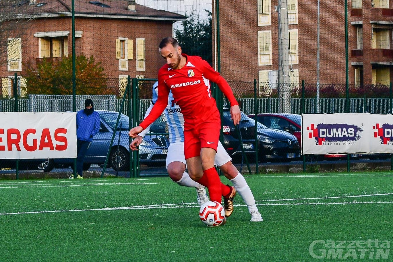 Calcio: il P.D.H.A.E. si rinforza con l’attaccante Daniele Bernasconi Calcio: il P.D.H.A.E. si rinforza con l’attaccante Daniele Bernasconi