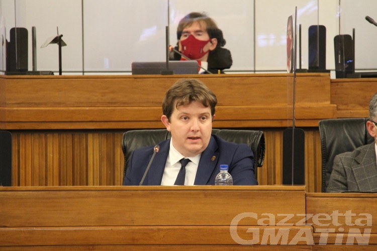 Sospensiva legge anti dpcm, Lavevaz: «Andiamo avanti con le ordinanze di adeguamento» Sospensiva legge anti dpcm, Lavevaz: «Andiamo avanti con le ordinanze di adeguamento»