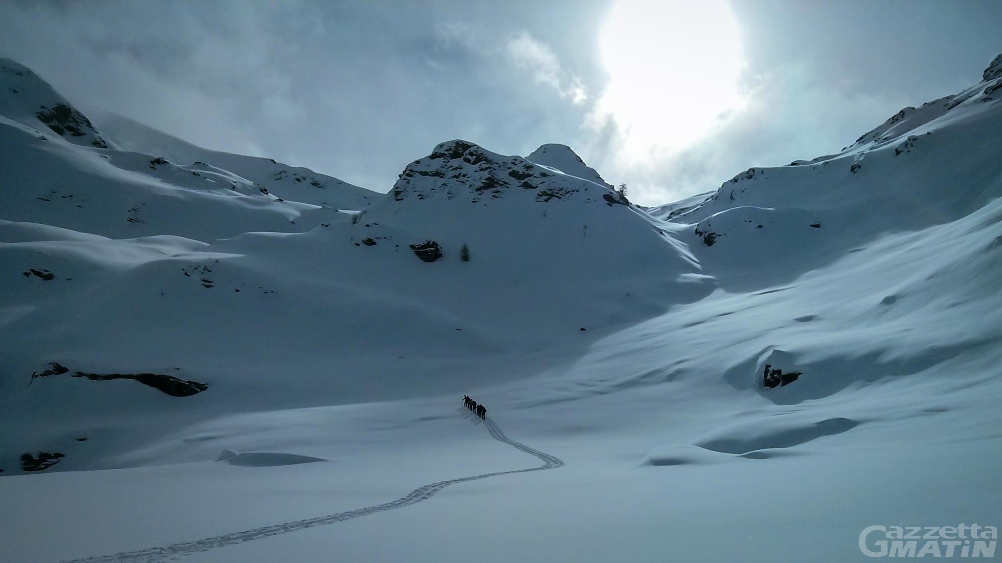 Scialpinismo: oltre 500 firme alla petizione per liberalizzare la pratica in Valle d’Aosta Scialpinismo: oltre 500 firme alla petizione per liberalizzare la pratica in Valle d’Aosta