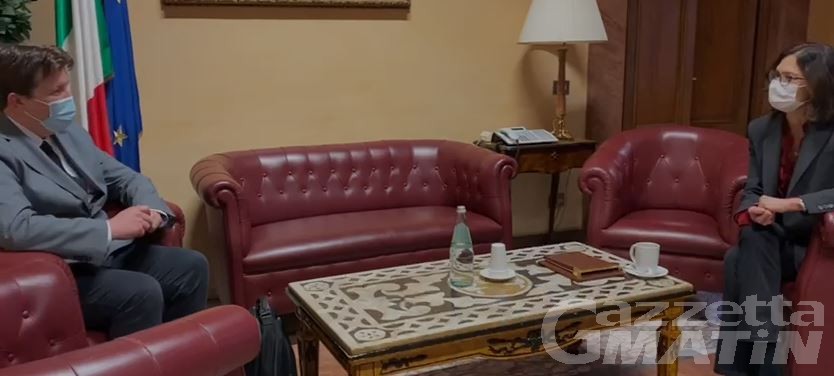 Lavevaz incontra ministro Gelmini e chiede interventi rapidi e specifici per ristorare il Sistema Montagna Lavevaz incontra ministro Gelmini e chiede interventi rapidi e specifici per ristorare il Sistema Montagna