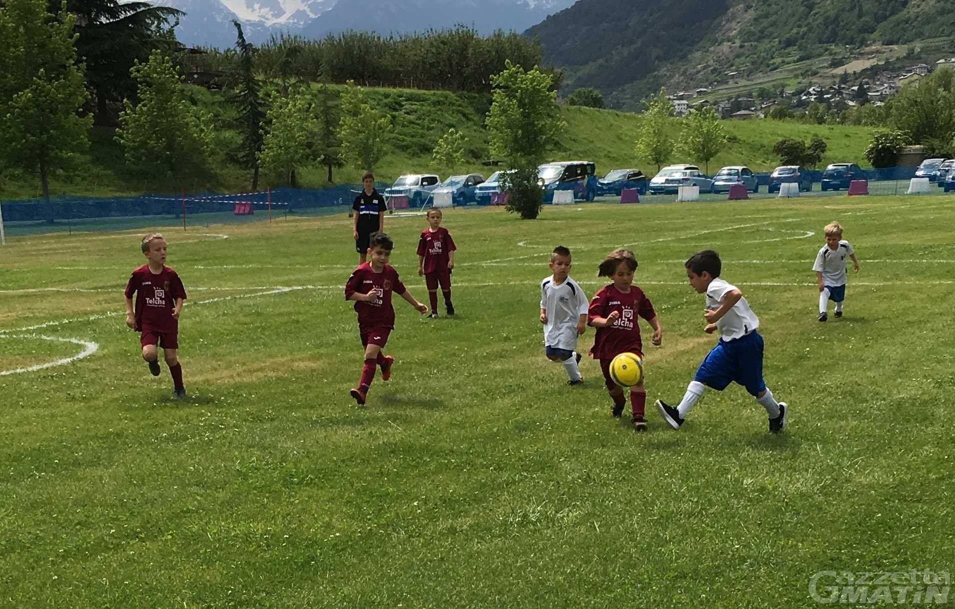Calcio giovanile e dilettantistico: il nuovo protocollo dice sì ai tornei, ma a porte chiuse Calcio giovanile e dilettantistico: il nuovo protocollo dice sì ai tornei, ma a porte chiuse