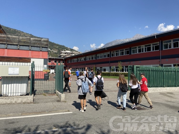 Scuole aperte in estate: didattica sì ma niente attività ludiche Scuole aperte in estate: didattica sì ma niente attività ludiche