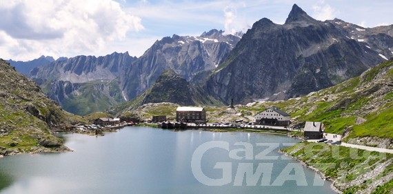 Colle del Gran San Bernardo, Anas: «Riaperto il valico internazionale» Colle del Gran San Bernardo, Anas: «Riaperto il valico internazionale»