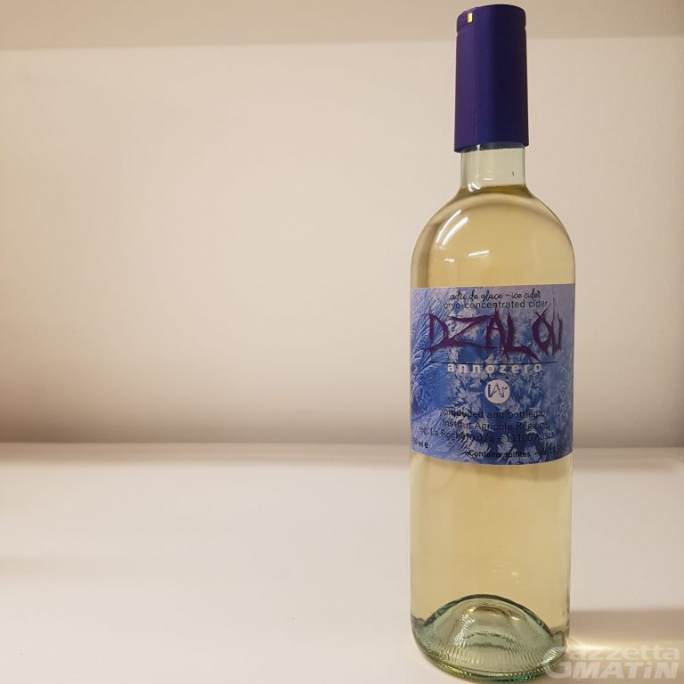 Medaglia d’oro a Francoforte per il sidro ‘Dzalou’ dell’Institut Agricole Medaglia d’oro a Francoforte per il sidro ‘Dzalou’ dell’Institut Agricole
